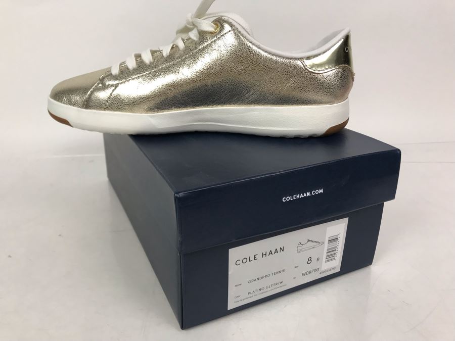 New Pair Of Cole Haan Womens Size 8 Grandpro Tennis Shoe Platino Glitter [Photo 4]