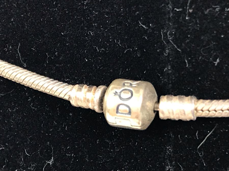 Pandora Sterling Silver Necklace With Disney Christmas Charms Mickey Mouse [Photo 4]