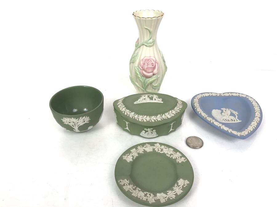 4-Piece Wedgwood England Collection And Lenox Rose Vase
