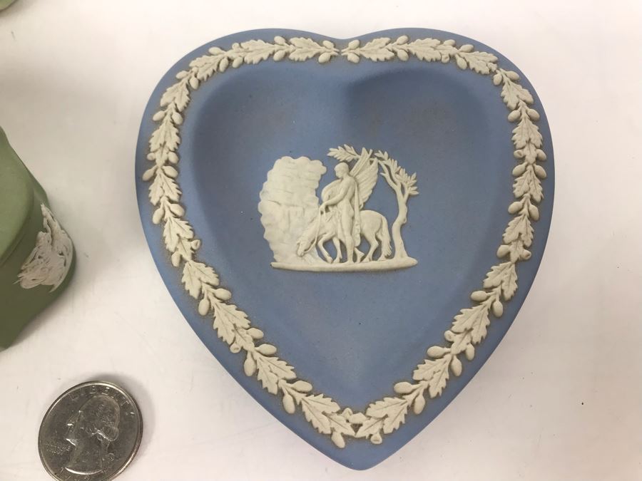 4-Piece Wedgwood England Collection And Lenox Rose Vase [Photo 6]