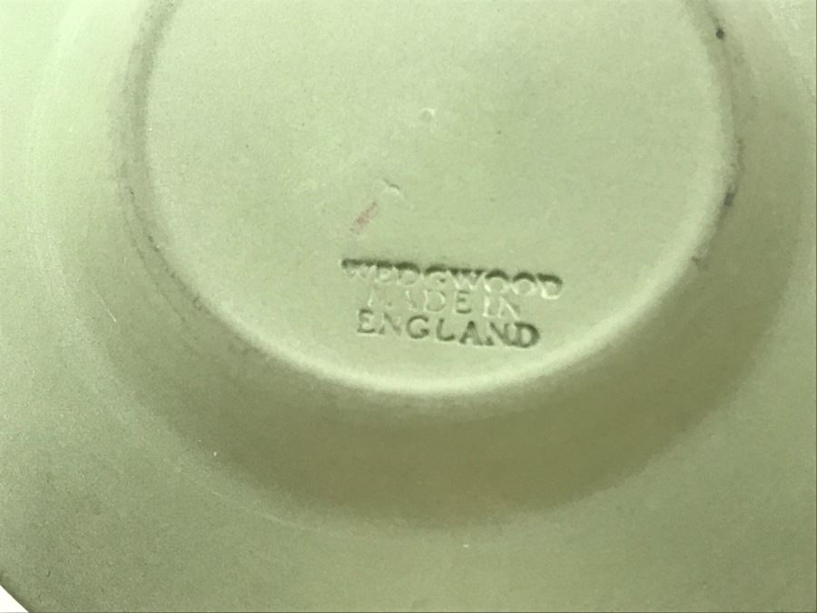 4-Piece Wedgwood England Collection And Lenox Rose Vase [Photo 9]