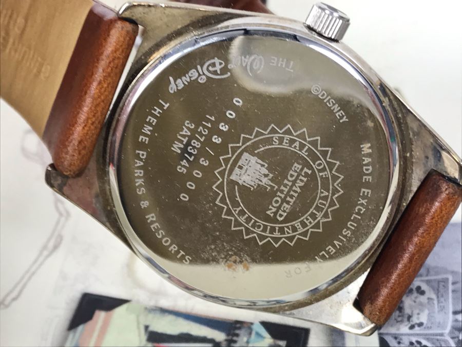 Limited Edition Walt Disney Watch Made Exclusively For The Walt Disney Theme Parks & Resorts With Box [Photo 6]
