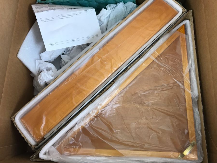 New In Box Officers Flag Oak Display Case With Pedestal For 5ft X 9.5ft Flag [Photo 1]