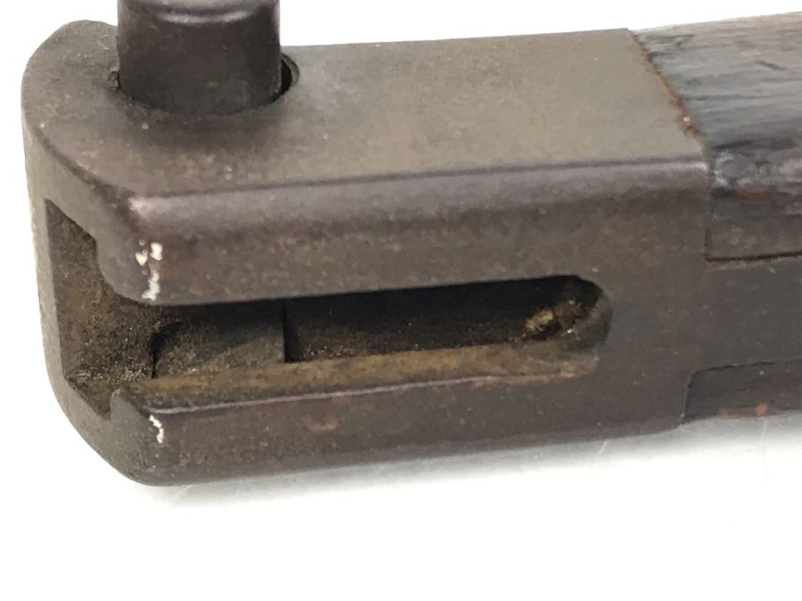 WWII Era Japanese Kokura Bayonet Dagger Fighting Knife With Scabbard [Photo 19]