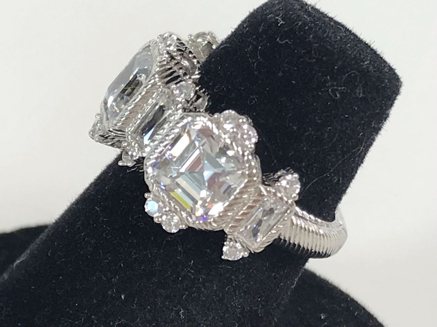 Judith Ripka Sterling Silver CZ Ring Size 5.5 6.4g [Photo 4]