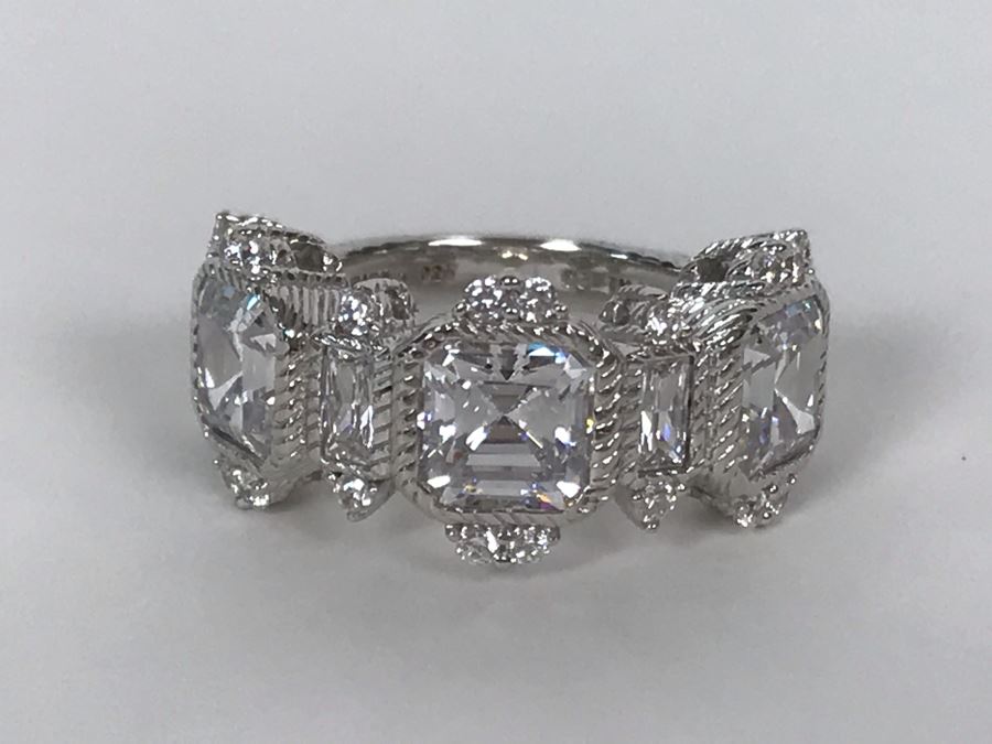 Judith Ripka Sterling Silver CZ Ring Size 5.5 6.4g [Photo 5]