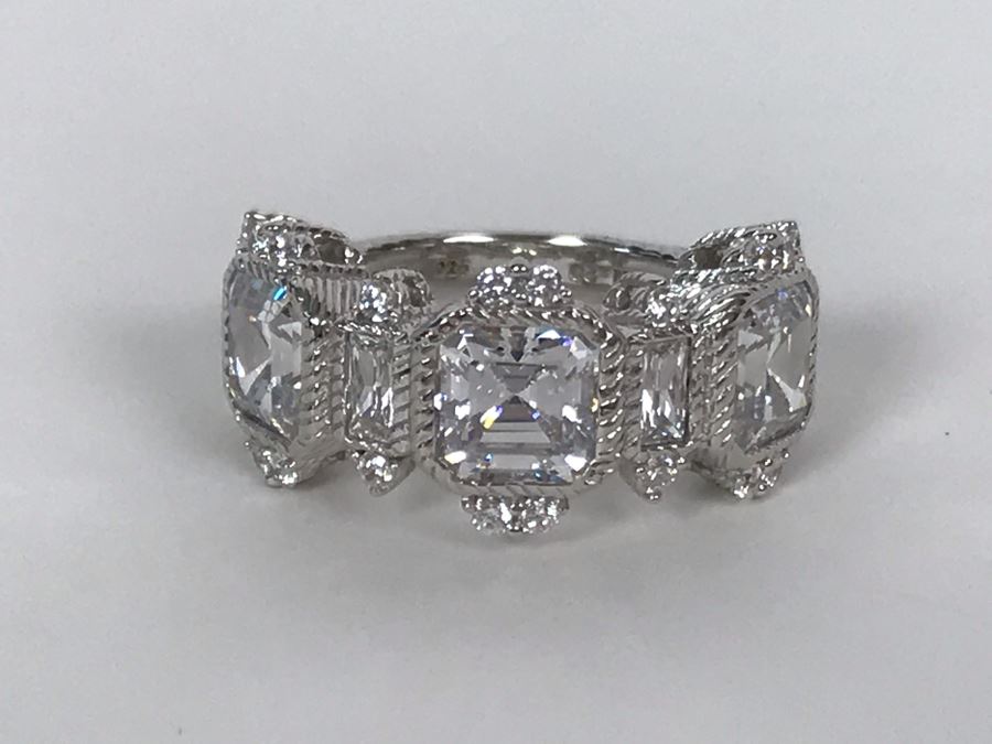 Judith Ripka Sterling Silver CZ Ring Size 5.5 6.4g [Photo 6]