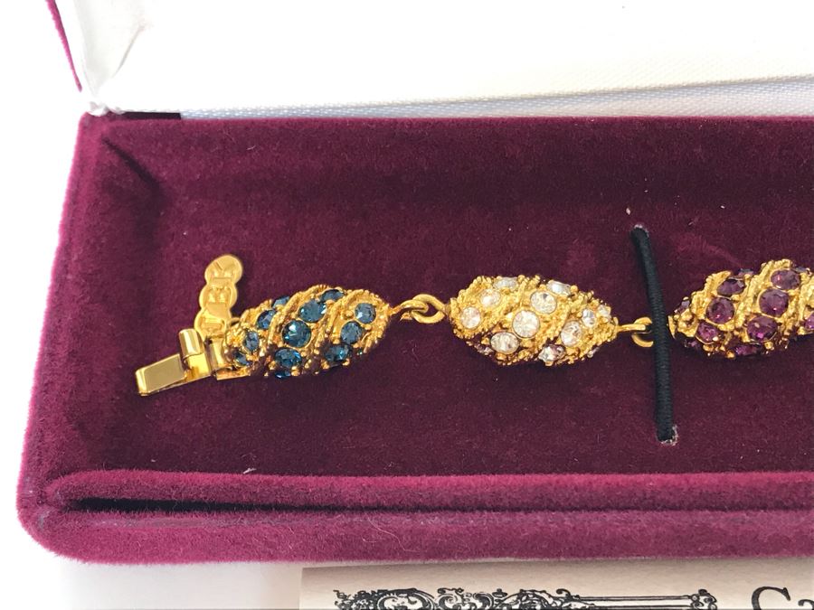 Camrose & Kross Rendering Of Fashion Jewelry Worn By Jacqueline Bouvier Kennedy [Photo 3]