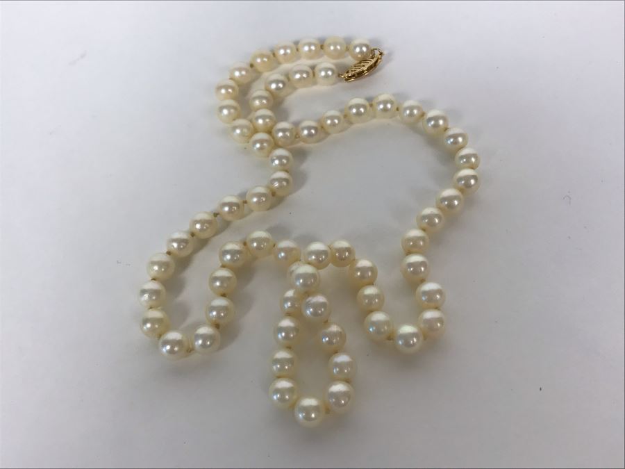 Pearl Necklace With 14K Gold Clasp 17'L [Photo 7]