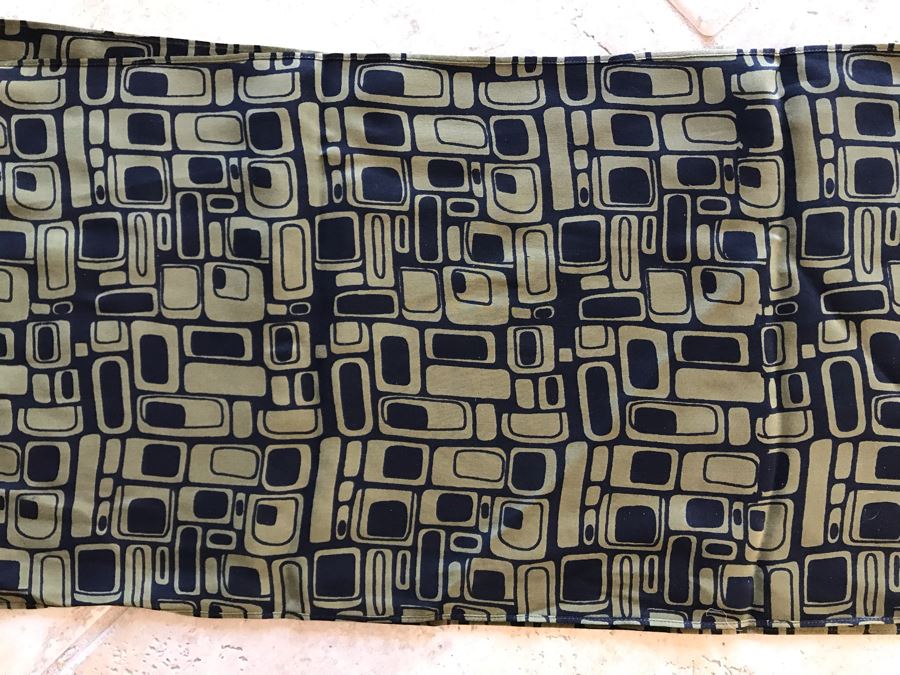 Silk Scarf [Photo 2]