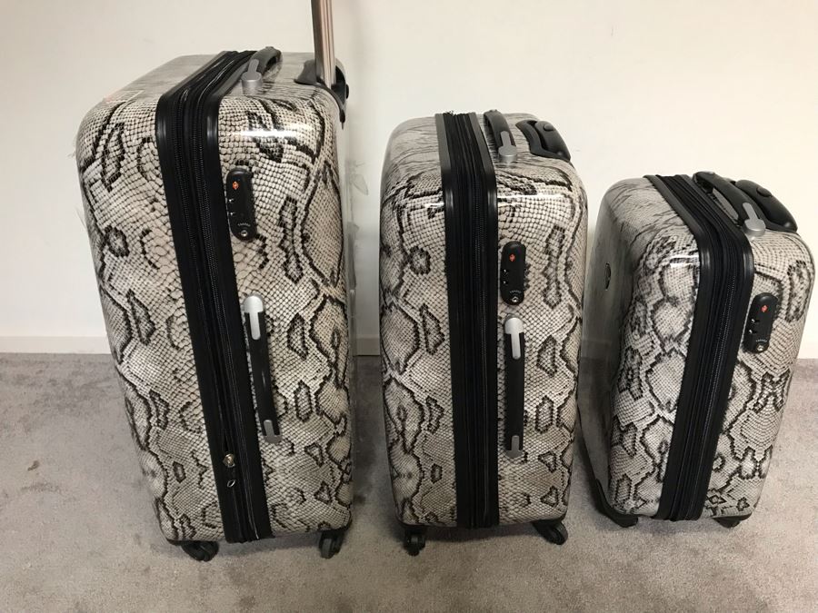 3-Piece Like New Heys Travel Luggage Animal Print [Photo 9]