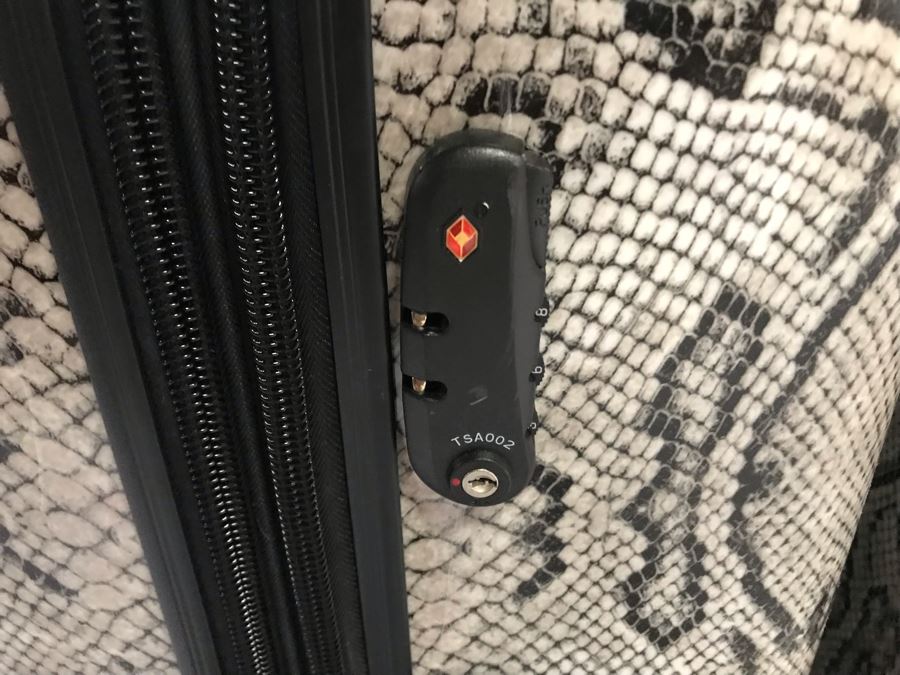 3-Piece Like New Heys Travel Luggage Animal Print [Photo 10]