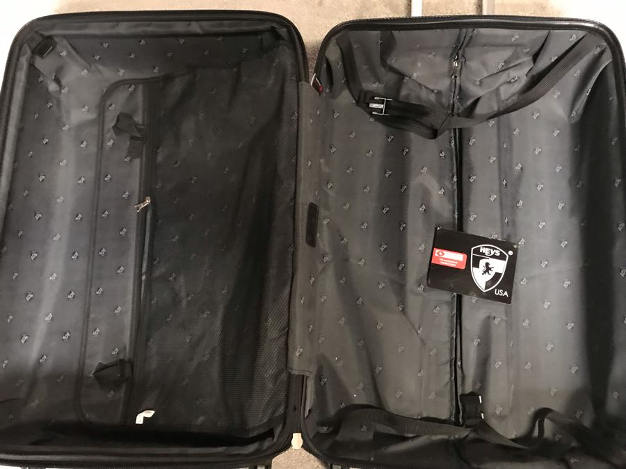 3-Piece Like New Heys Travel Luggage Animal Print [Photo 11]