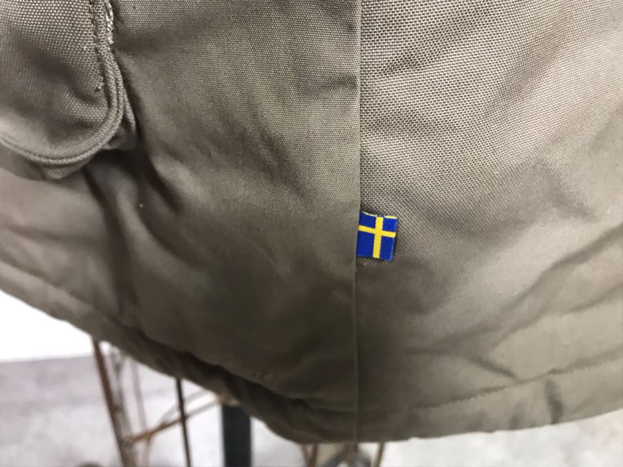New With Tags Fjallraven G-1000 Barents Parka Made In Sweden Women's Size M Retails $430 [Photo 9]