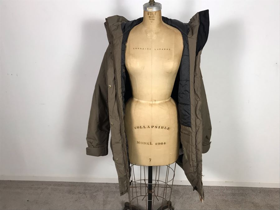 New With Tags Fjallraven G-1000 Barents Parka Made In Sweden Women's Size M Retails $430 [Photo 12]