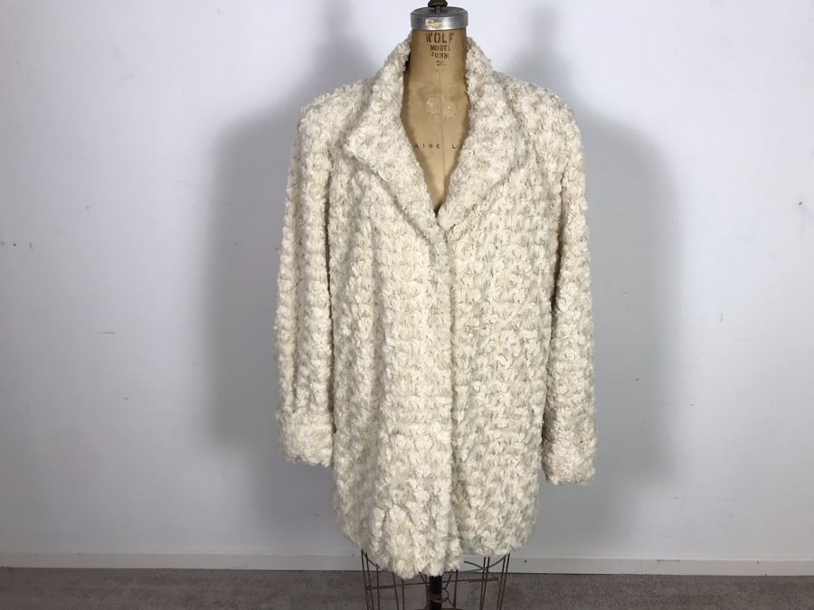 New Dennis By Dennis Basso Faux Fur Jacket Women's Size L [Photo 2]