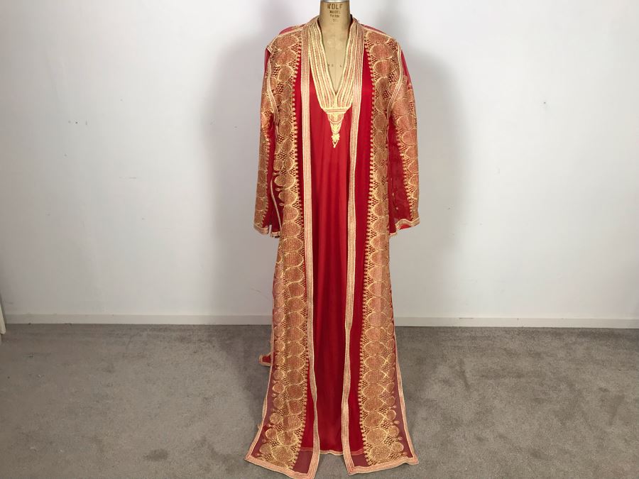 Handmade Gown With Gold Embroidery [Photo 2]