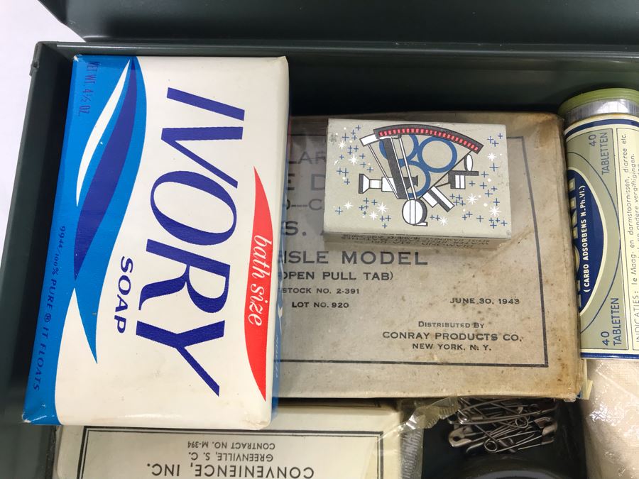 Vintage 1943 WWII Era Metal First Aid Kit Intact Appears Never Used [Photo 6]