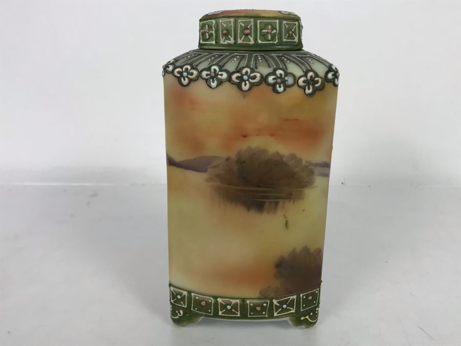 Stunning Japanese Hand Painted Nippon Footed Jar With Lid 6.5H [Photo 9]