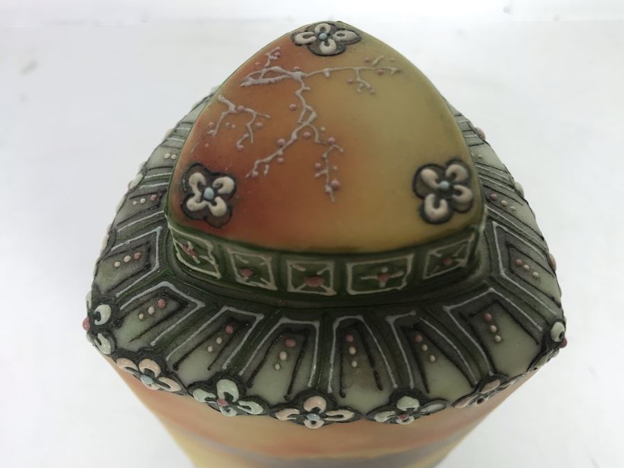 Stunning Japanese Hand Painted Nippon Footed Jar With Lid 6.5H [Photo 11]