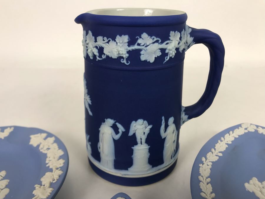 4 Piece Wedgwood Jasperware England Collection [Photo 10]