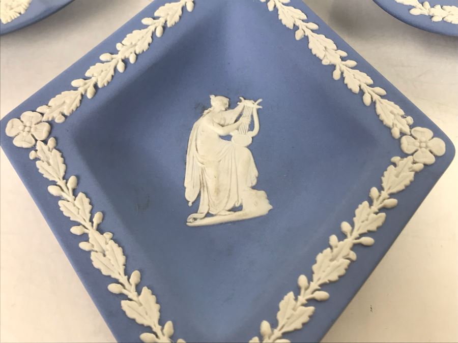 4 Piece Wedgwood Jasperware England Collection [Photo 5]