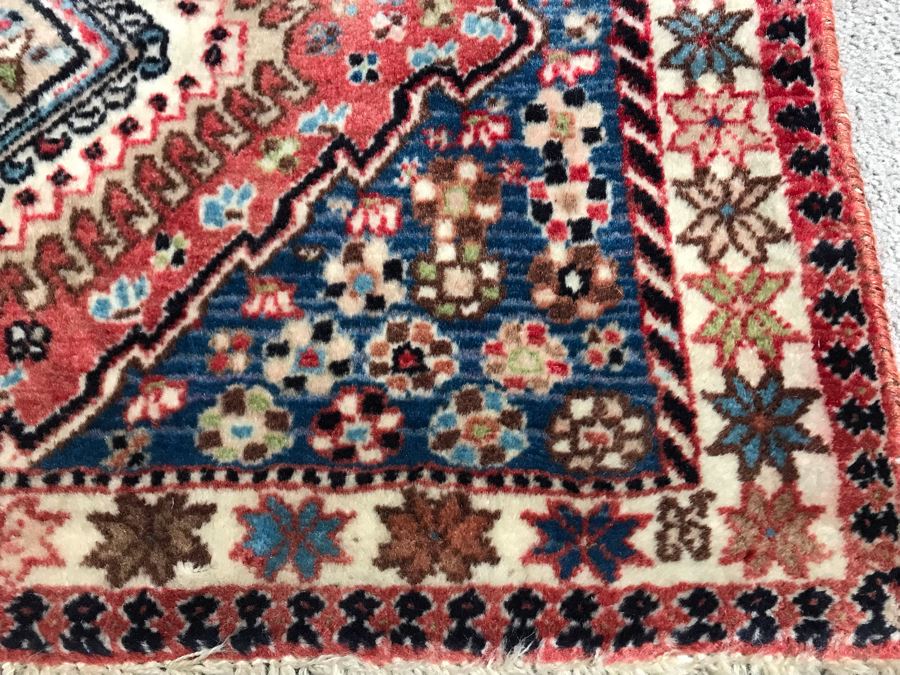 Vintage Wool Persian Rug Made In Iran 31W X 51H [Photo 8]