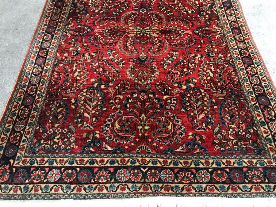 Beautiful Vintage Persian Rug 41.5W X 62H [Photo 5]