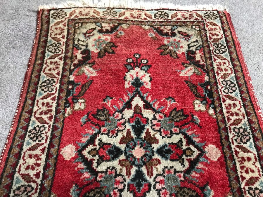 Avakian Bros Inc Small Persian Rug 18W X 31H Made In Iran [Photo 4]