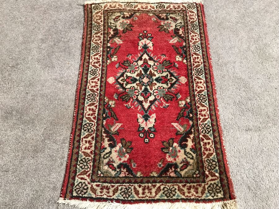 Avakian Bros Inc Small Persian Rug 18W X 31H Made In Iran [Photo 2]