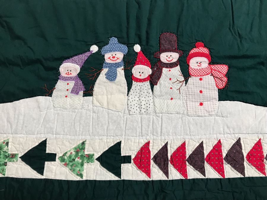 Large Winter Snowman Christmas Themed Quilt 92W X 86.5W [Photo 3]
