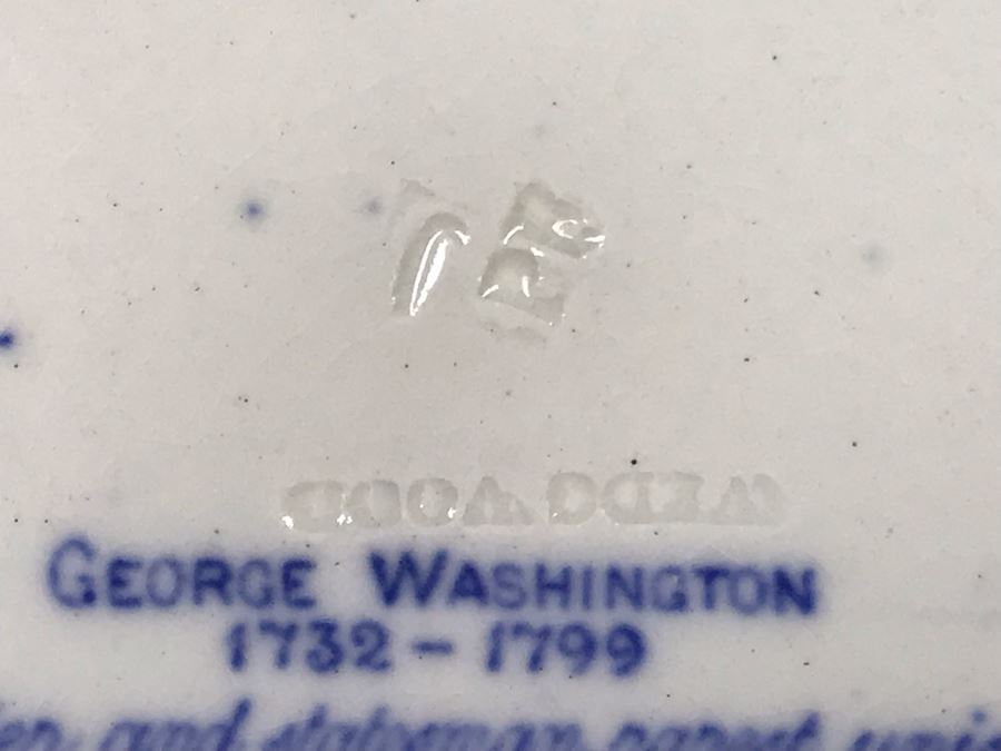 Wedgwood Washington Bicentennial Blue & White Luncheon Plate [Photo 11]