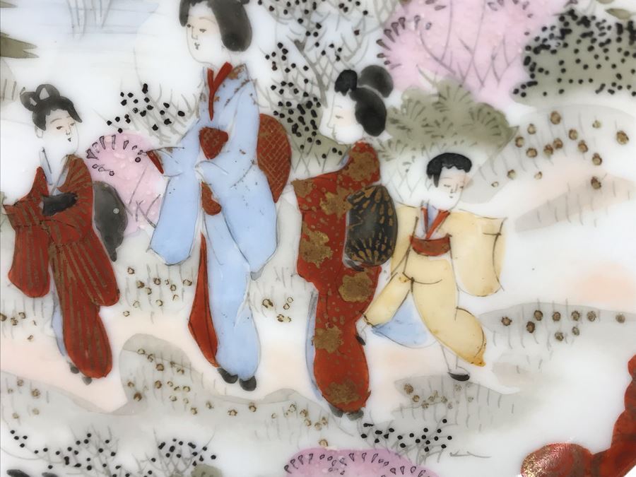 Vintage Signed Japanese Porcelain Kutani Handpainted Bone China Cup And Saucer With Display Stand [Photo 10]