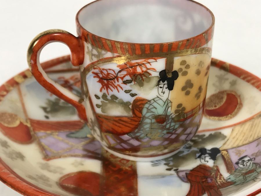 Vintage Signed Japanese Porcelain Kutani Handpainted Demitasse Cup And Saucer 4R [Photo 4]