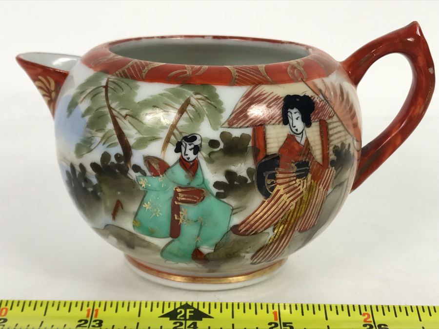 Vintage Signed Japanese Porcelain Kutani Handpainted Teapot 3H [Photo 1]