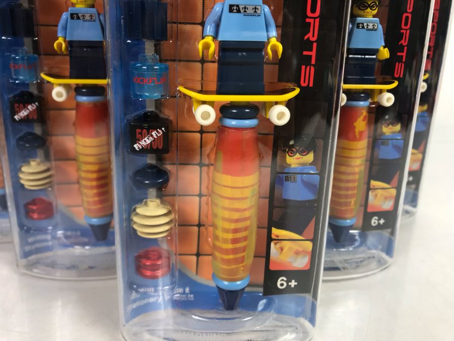 (6) Lego Skateboarder Girl Pens [Photo 3]