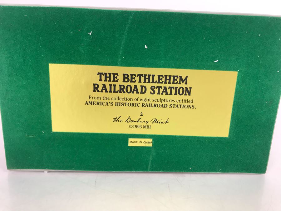 Vintage 1993 The Danbury Mint The Bethlehem Railroad Station Sculpture America's Historic Railroad Stations [Photo 6]