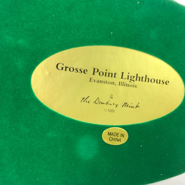 The Danbury Mint Grosse Point Lighthouse Evanston, Illinois Figurine Model [Photo 5]