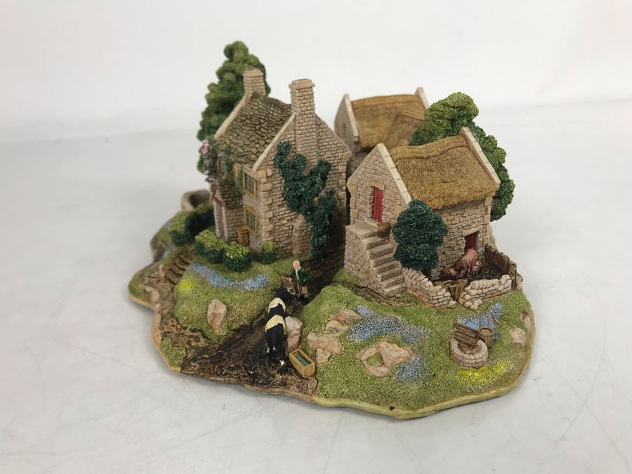 Lilliput Lane Bluebell Farm Figurine Handmade In England [Photo 3]