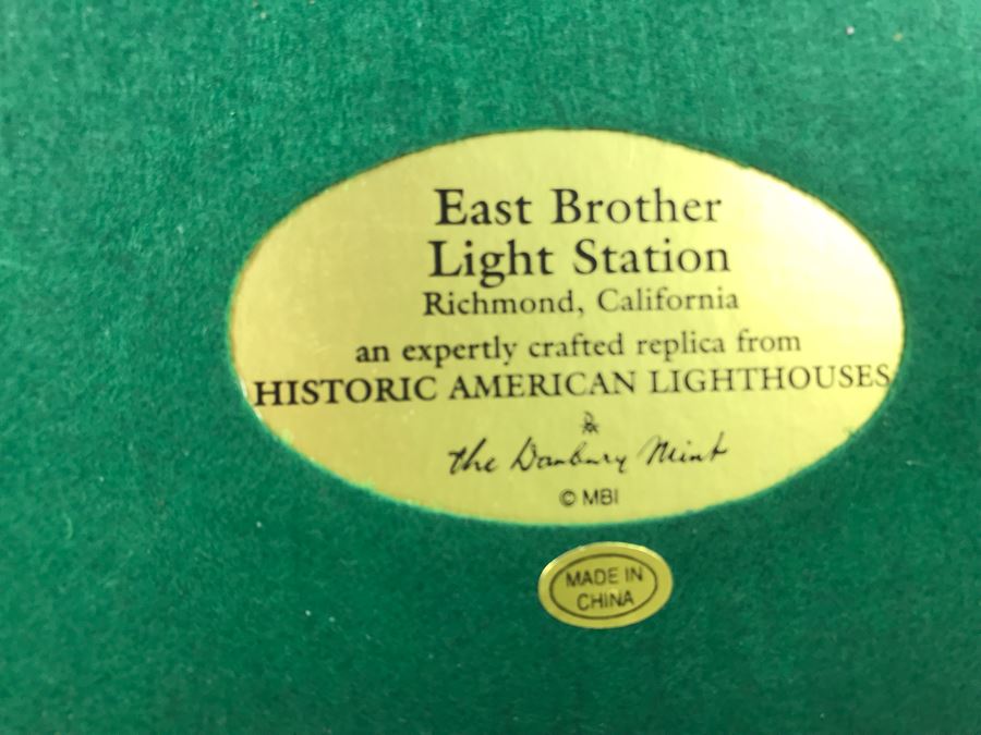 The Danbury Mint East Brother Light Station Lighthouse Richmond, California Figurine Model [Photo 6]