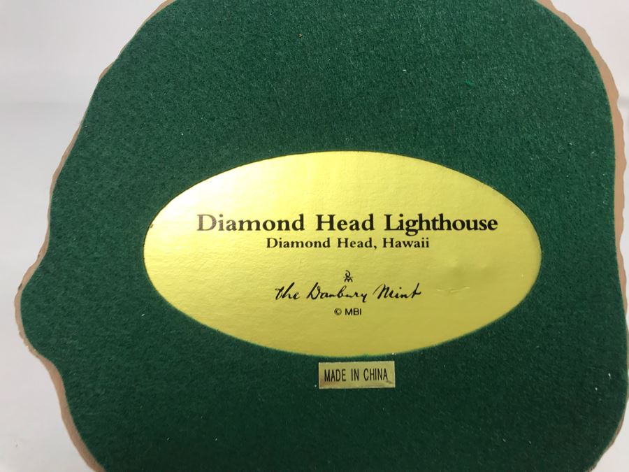 The Danbury Mint Diamond Head Lighthouse Diamond Head, Hawaii Figurine Model [Photo 6]