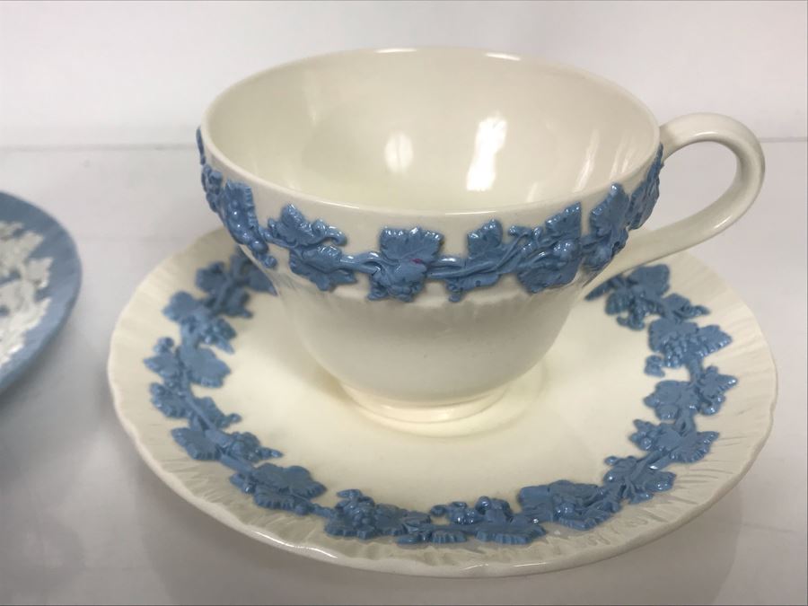 (13) Wedgwood Embossed Queen's Ware Cream Color Grapes On Lavender (Shell Edge) Footed Cup & Saucer Sets + (1) Lavender Color Grapes On White Footed Cup & Saucer Set - Replacements Value Over $500 [Photo 7]