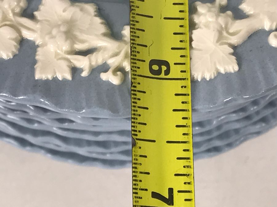 Wedgwood Embossed Queen's Ware Cream Color Grapes On Lavender (Shell Edge) (11) Bread & Butter Plates And (8) Fruit/Dessert (Sauce) Bowls Made In England - Replacements Value Over $280 [Photo 11]