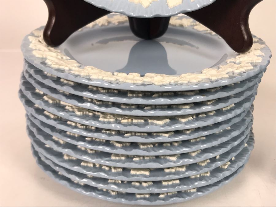 Wedgwood Embossed Queen's Ware Cream Color Grapes On Lavender (Shell Edge) (11) Bread & Butter Plates And (8) Fruit/Dessert (Sauce) Bowls Made In England - Replacements Value Over $280 [Photo 6]