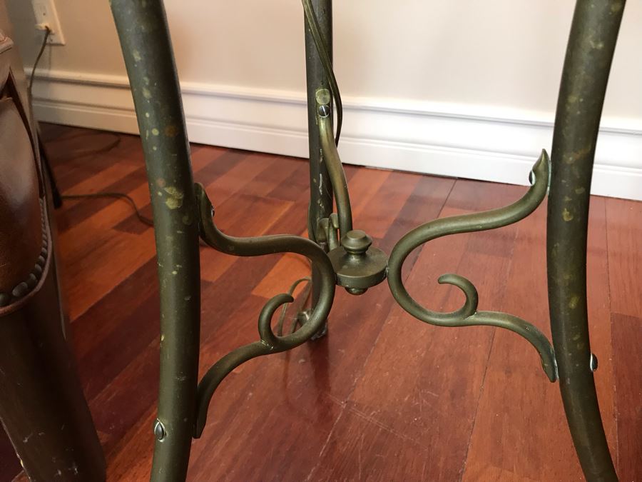 Vintage Brass Freestanding Floor Lamp With Claw Feet And Round Wooden Table [Photo 6]