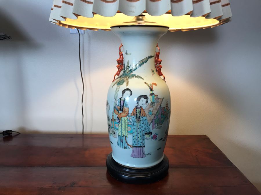 Vintage Chinese Hand Painted Porcelain Table Lamp 33H [Photo 2]