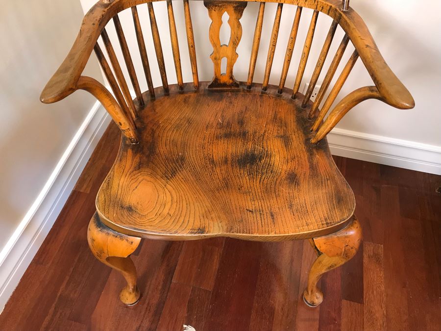 Pair Of Antique Queen Anne Windsor Style Back Armchairs [Photo 12]