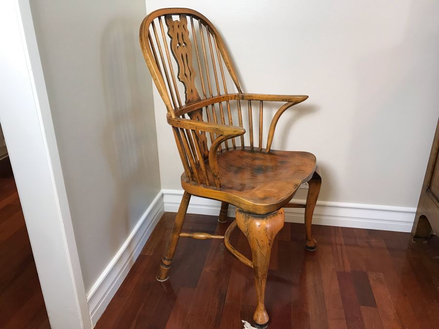 Pair Of Antique Queen Anne Windsor Style Back Armchairs [Photo 14]