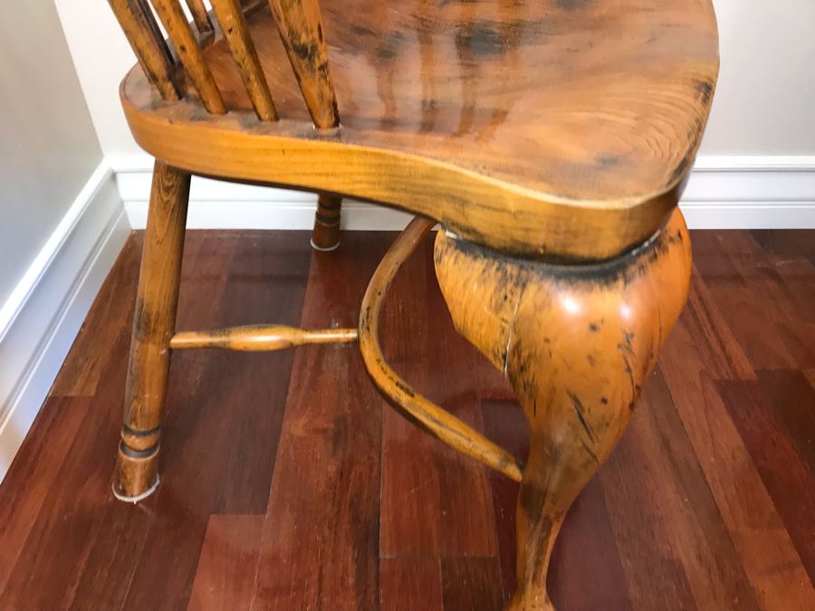 Pair Of Antique Queen Anne Windsor Style Back Armchairs [Photo 17]