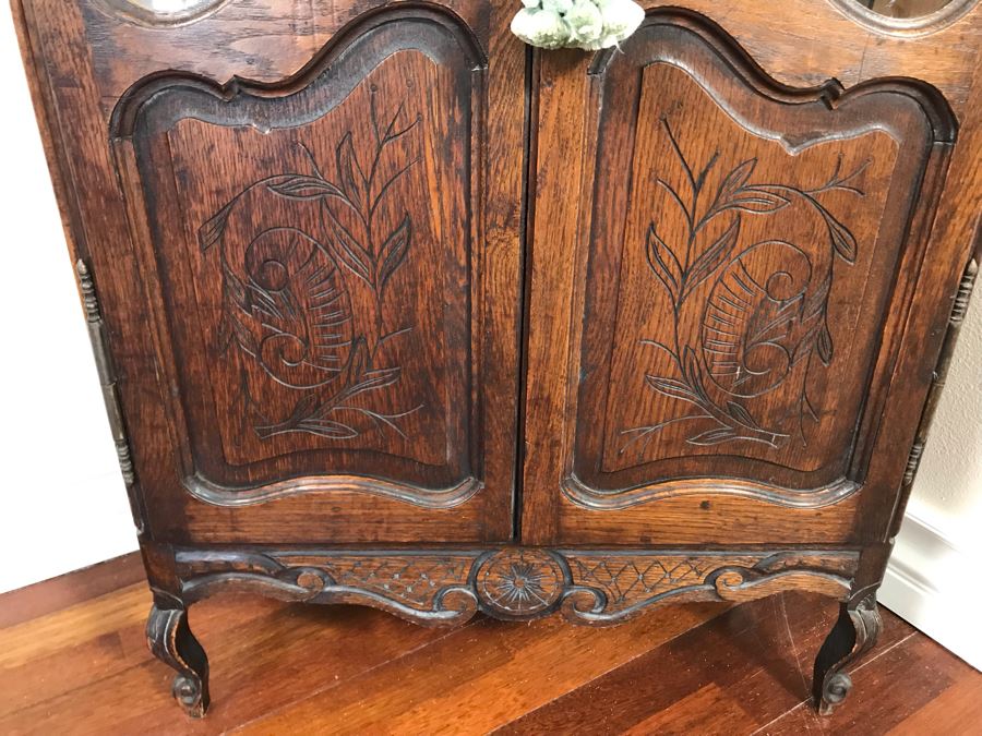 Antique French Hand Carved Wooden Curio Display Cabinet With Overhead Lighting 28W X 61H [Photo 9]